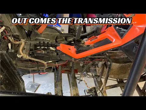 Transmission Removal And Teardown On Gladman&#039;s YXZ To Fix A Possible Broken 3rd Gear