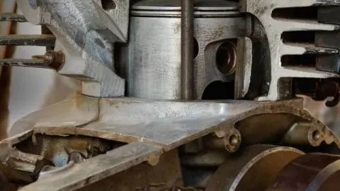 2 Stroke vs. 4 Stroke: Which One Is Best for You?