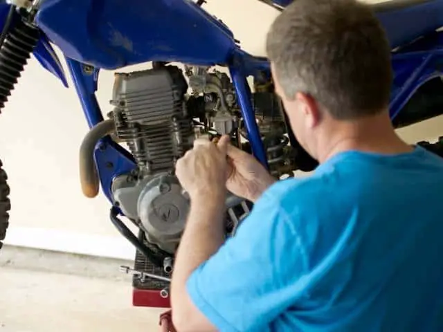 How to Tell if a Dirt Bike Engine Is Blown (5 Ways)
