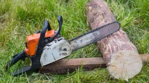 Chainsaw Making Sparks: Reasons and Solutions