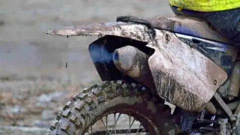 How to Fix a 2-Stroke Exhaust Leak