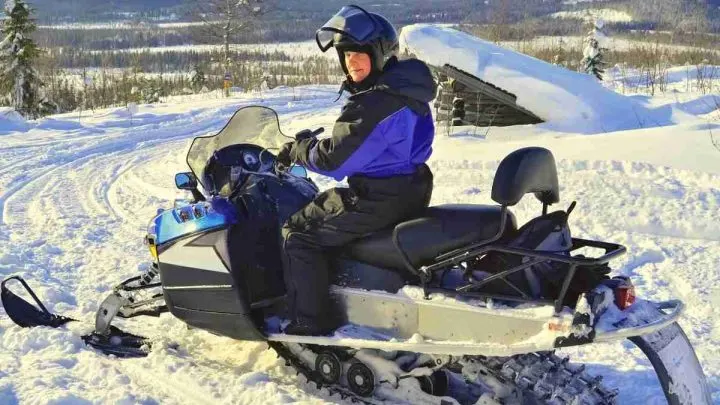 How To Tell if a Snowmobile Engine Seized