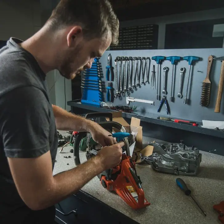 How To Fix a Seized Stihl Chainsaw Engine