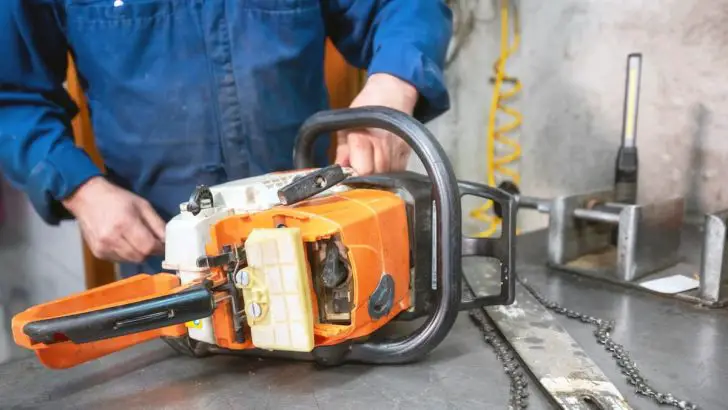 How To Remove a Spark Arrestor From a Stihl Chainsaw