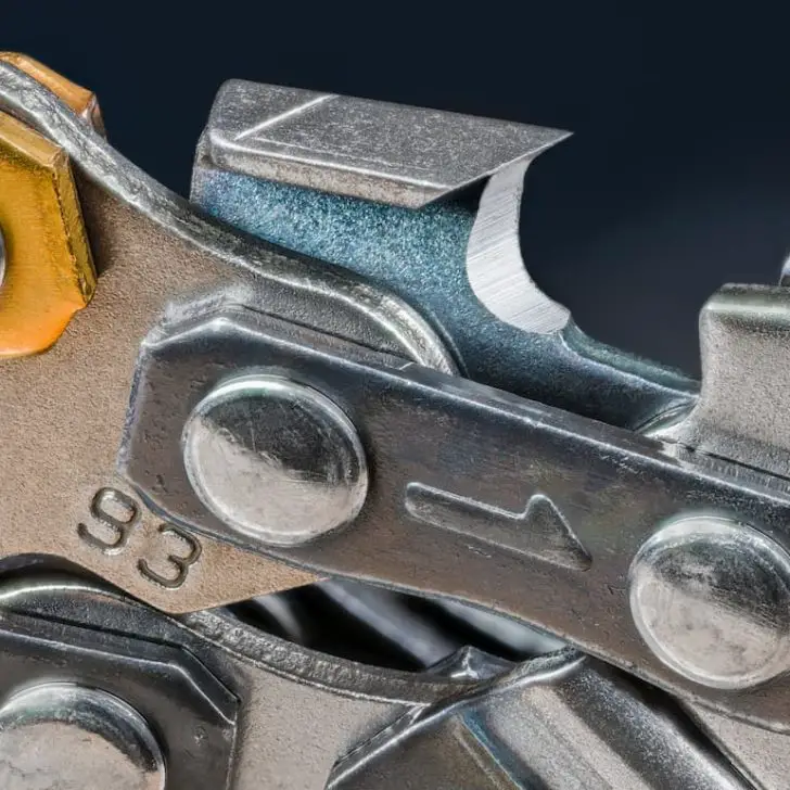 Echo Chainsaw Chain Coming Loose? How To Fix It