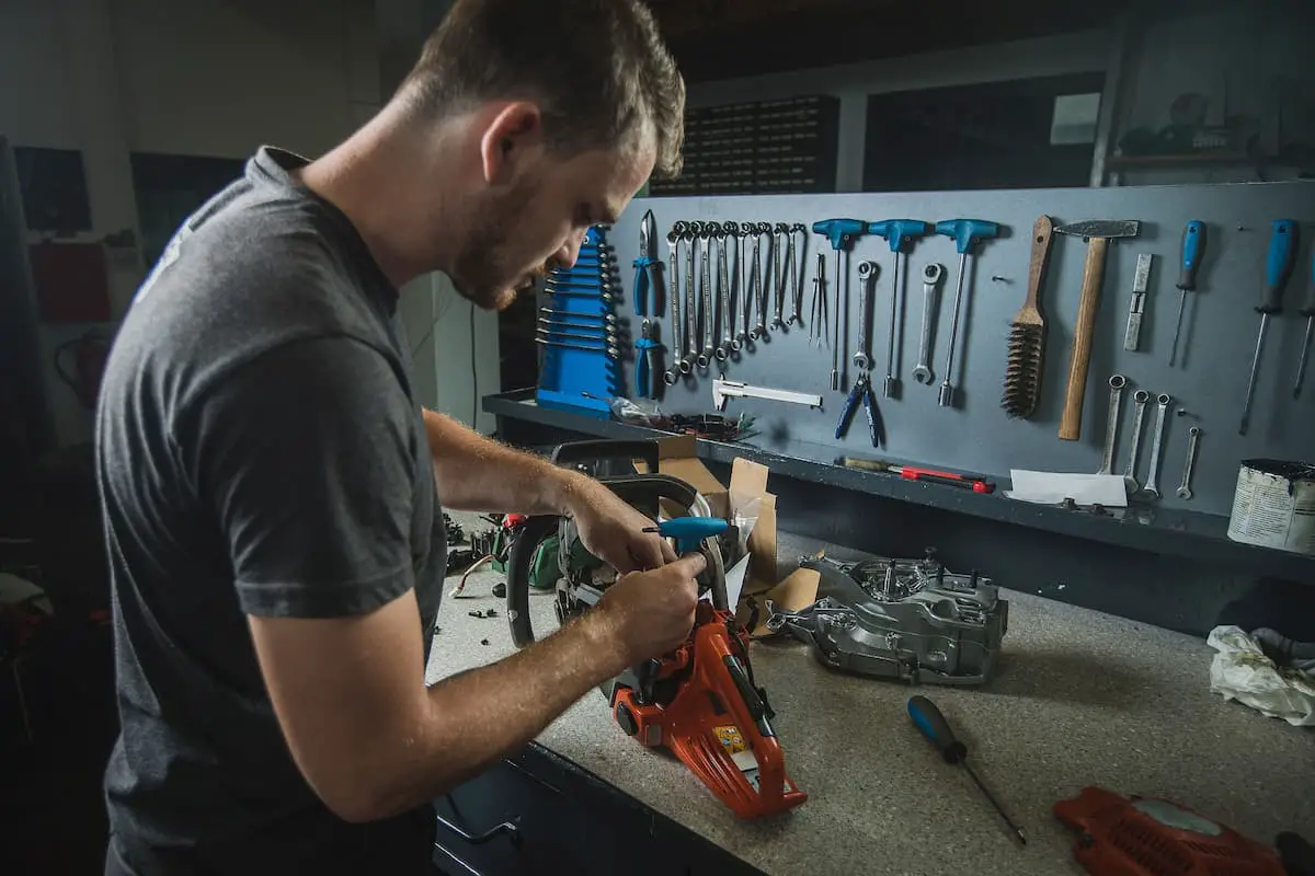 How To Fix a Stihl Chainsaw That Doesn’t Have a Spark