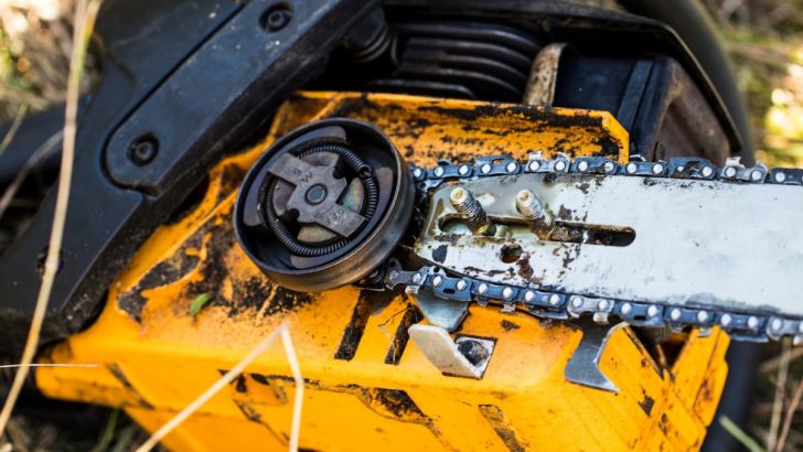 Chainsaw Throttle Not Working? 3 Causes and Fixes